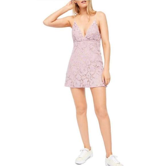 Free People Dangerous Love‎ Lace Overlay Mini Dress Purple Size 8 NWOT $108 - Picture 1 of 7